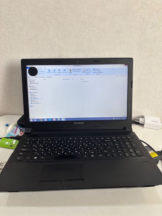 Ноут бук Lenovo продам