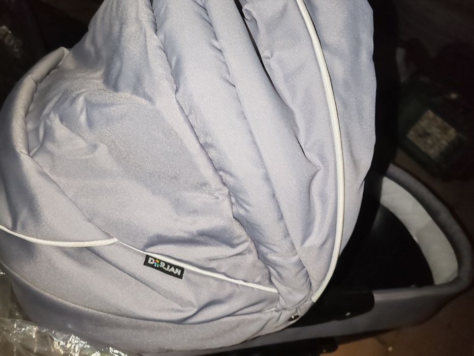 Cărucior 3 in 1 pentru copii