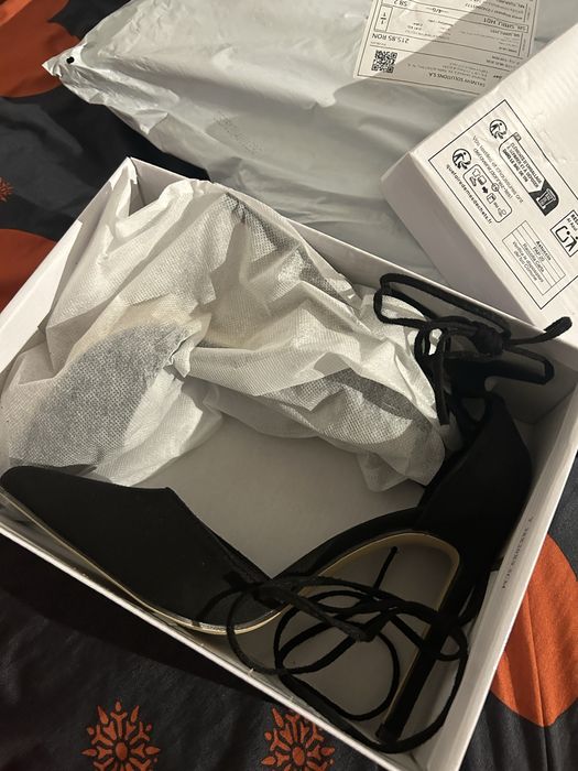 vand pantofi cu toc marimea 38