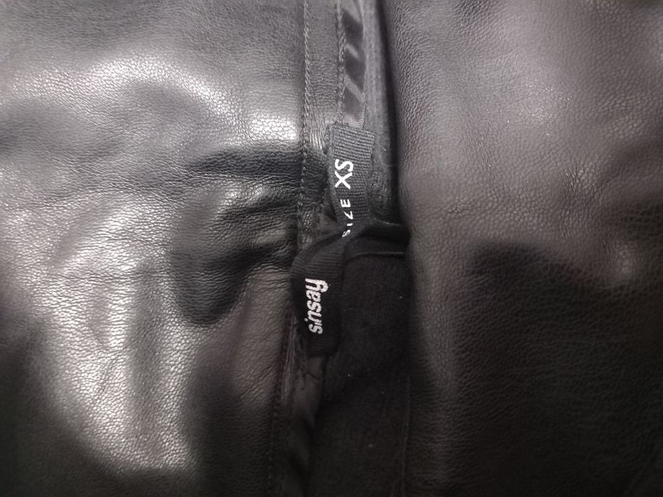 Pantaloni imitatie piele 2 perechi