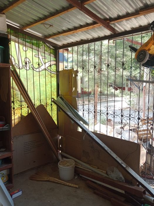 Навес сотилади 6 га 3