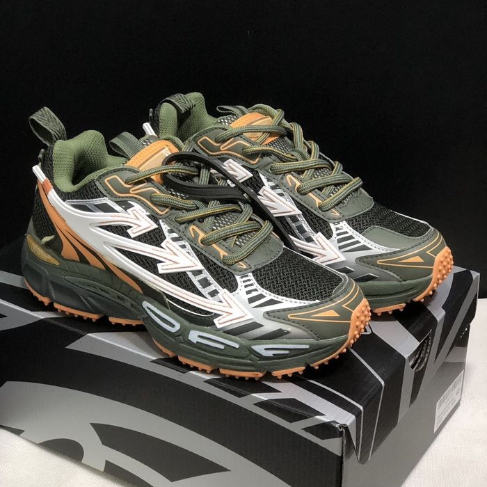 Off White Be Right Back