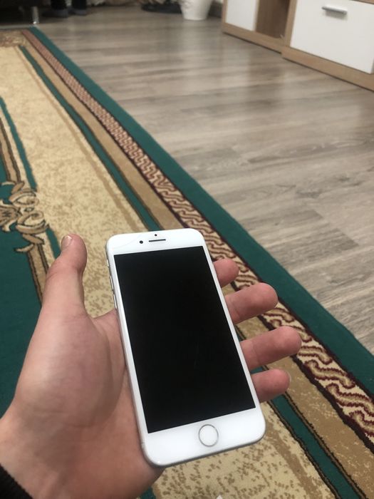 Iphone 7 в идеальном состоянии