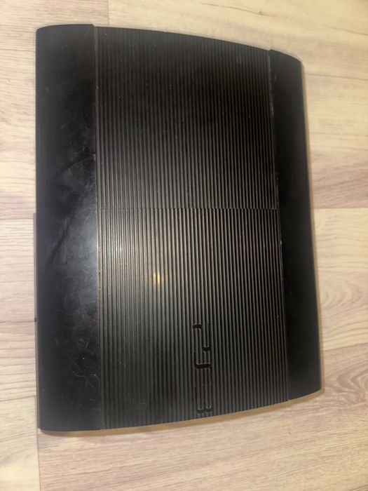 Продаю playstation 3 super slim