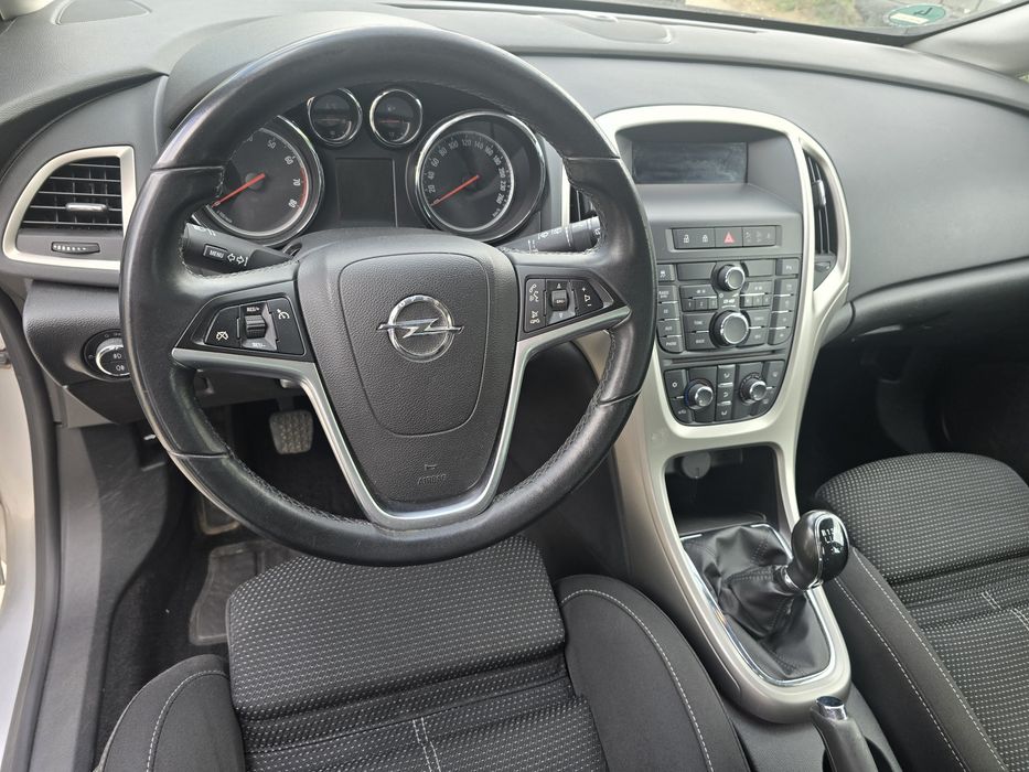 Opel Astra J 1.4 i Ecotec benzina Euro5