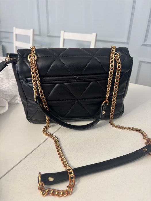 Продам сумку от Valentino оригинал