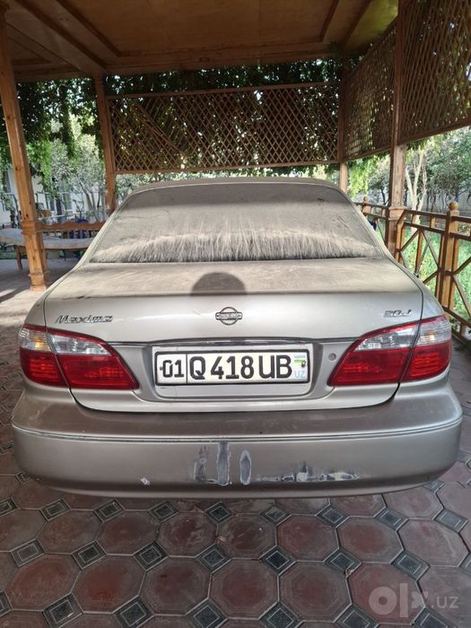 Nissan Maxima 2000