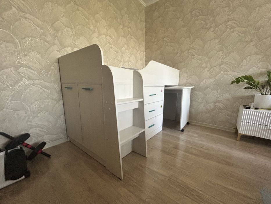 Продам кровать чердак