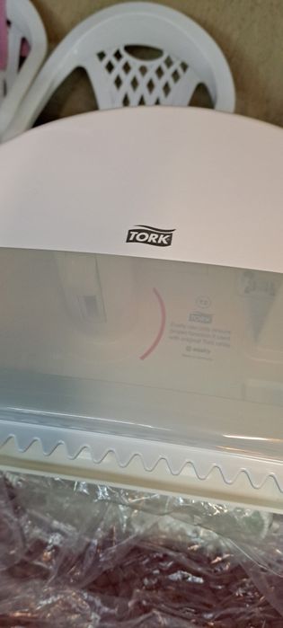 Dispenser rola prosop TORK mini jumbo(3 bucati)