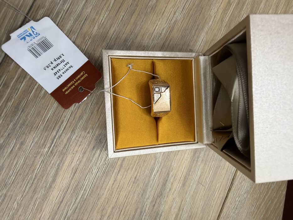 Печатка мужская золото