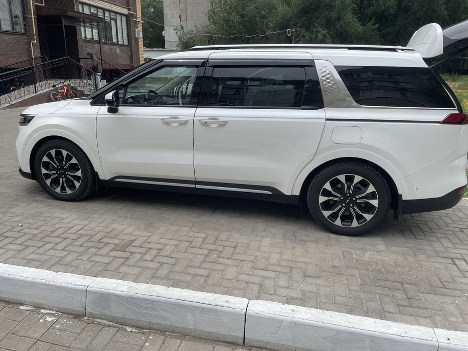 Продам EVA коврики Kia Carnival