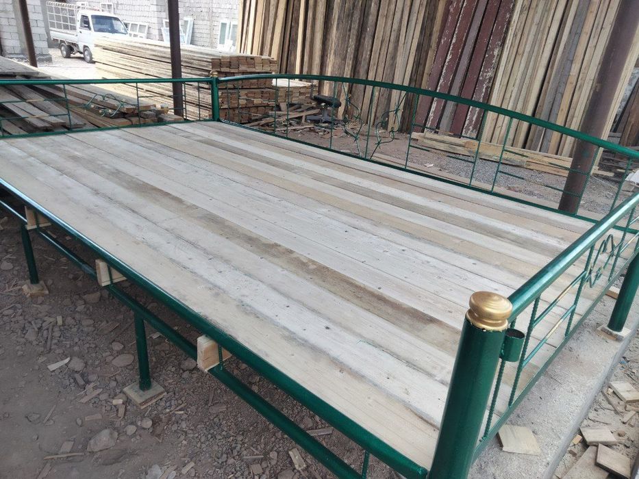 кароват,чорпоя сотилади