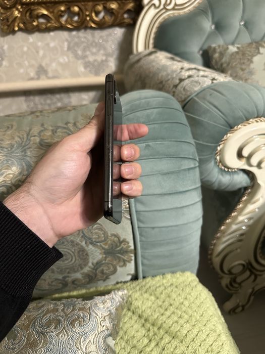 Продам телефон Айфон X 256 Gb