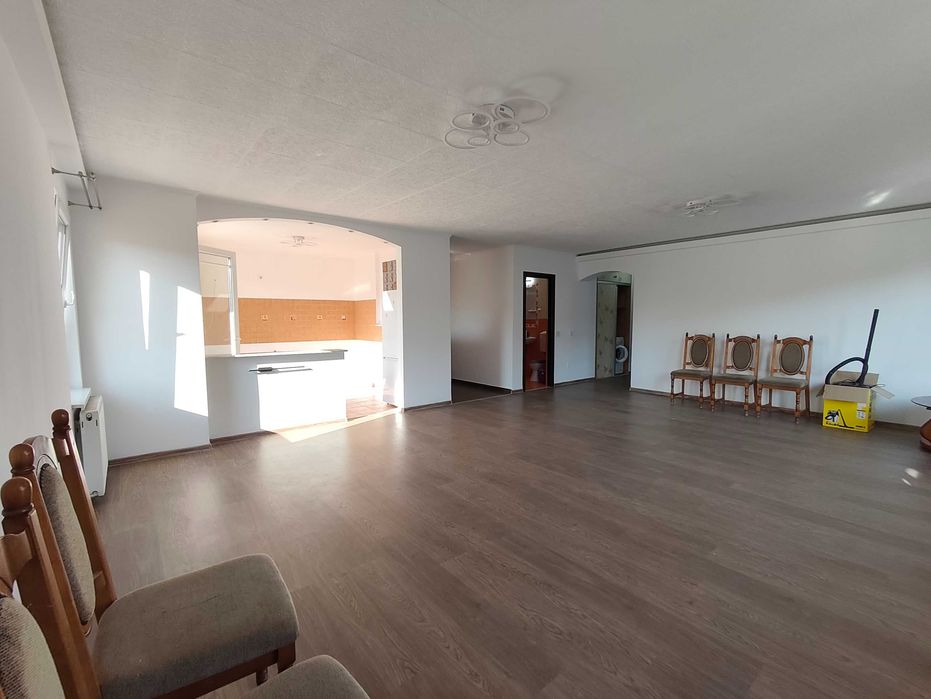 Apartament cu 4 camere, 112 mp + pod de 50 mp, 3 balcoane și 2 parcări – doar /mp | Preț total — fotografia 1