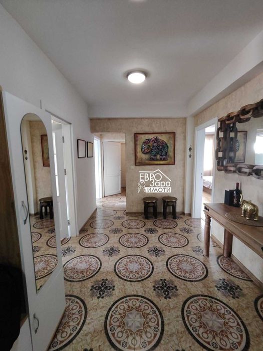 Дава се под наем Етаж от къща в с. Лясково, Област Стара Загора - 160 кв.м за 800 € - Снимка #1