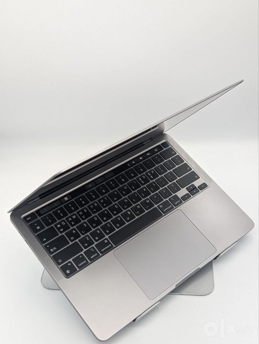 Macbook pro M2  16/256 space grey