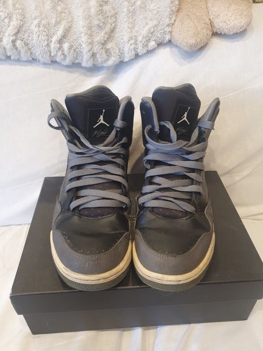 Air Jordan flight