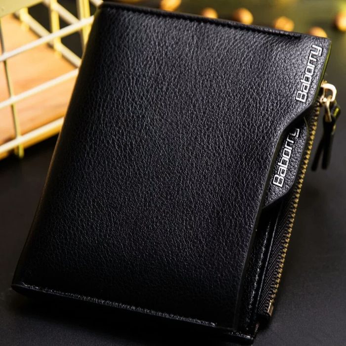 Стилен мъжки портфейл с RFID защита