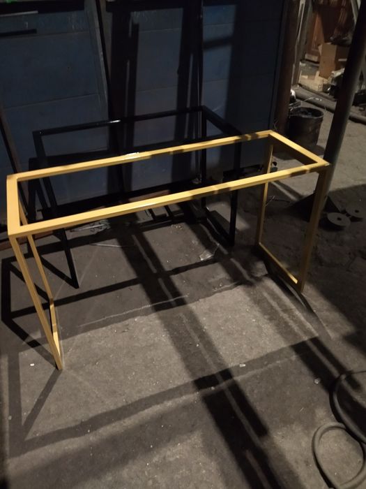 Подставки под столешницы