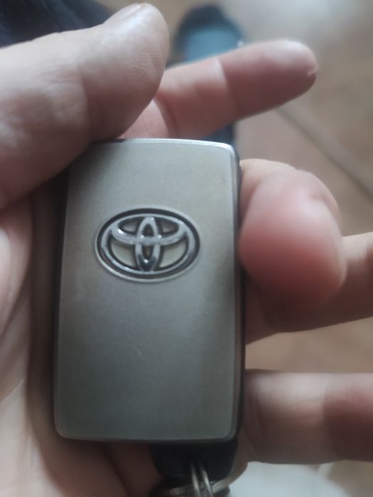 Смарт ключ естима альфард