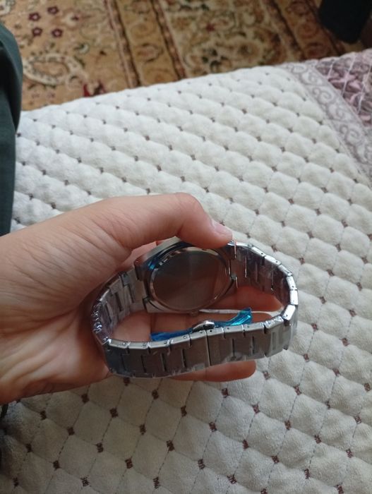 Продам кварцевые часы Tissot PRX