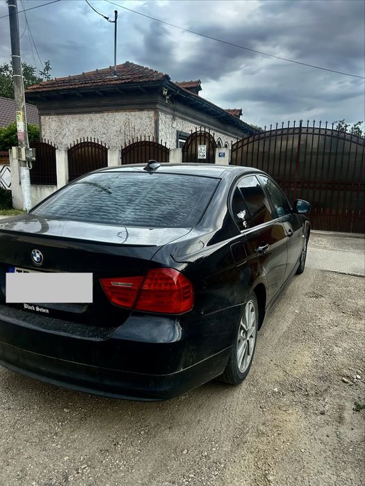 BMW Seria 3 2010 — imagine 2