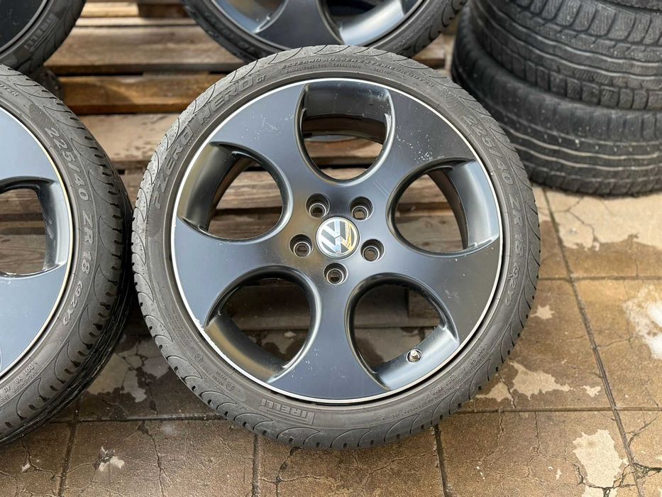 5х112 Джанти 18 Цола Фолксваген Голф Кади Тоуран 5x112 Golf Caddy BBS
