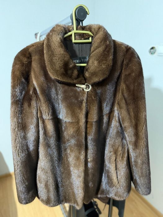 Продаю Шубу ..….