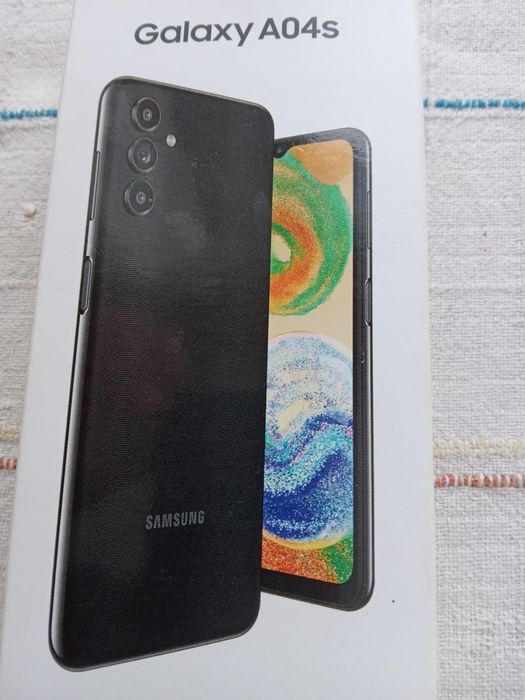 Vând Samsung A04s