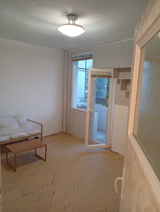 Дава се под наем Двустаен апартамент в София, Бенковски - 50 кв.м за 372.3 € - Снимка #2