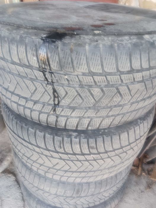 Гуми БМВ х5 19цола