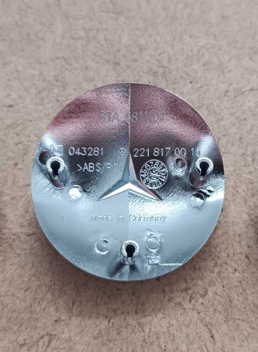 Емблема за решетка маска на Мерцедес Mercedes W211 W212 W221 42мм