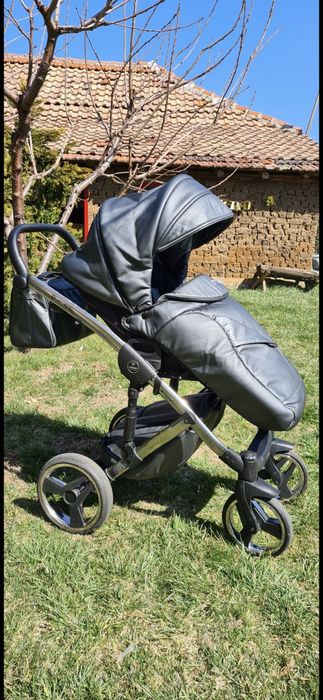 Бебешка количка Junama