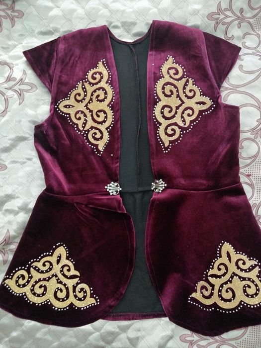 Камзол 2500тг. Платье