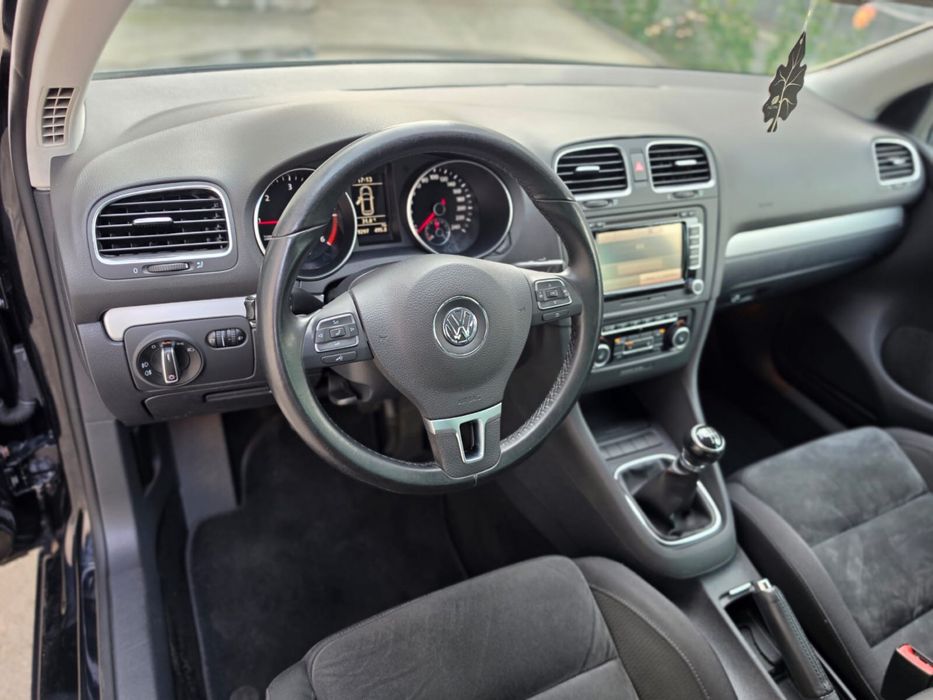 VOLKSWAGEN Golf 2012 — imagine 3