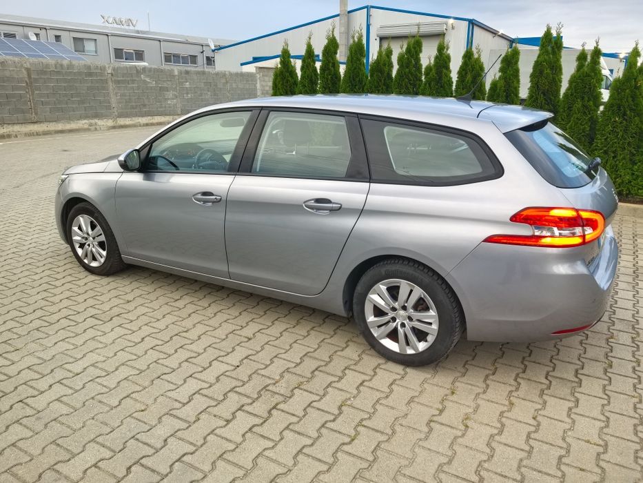 Peugeot 308 sw 1.5HDI 131kc EAT8 2018г
