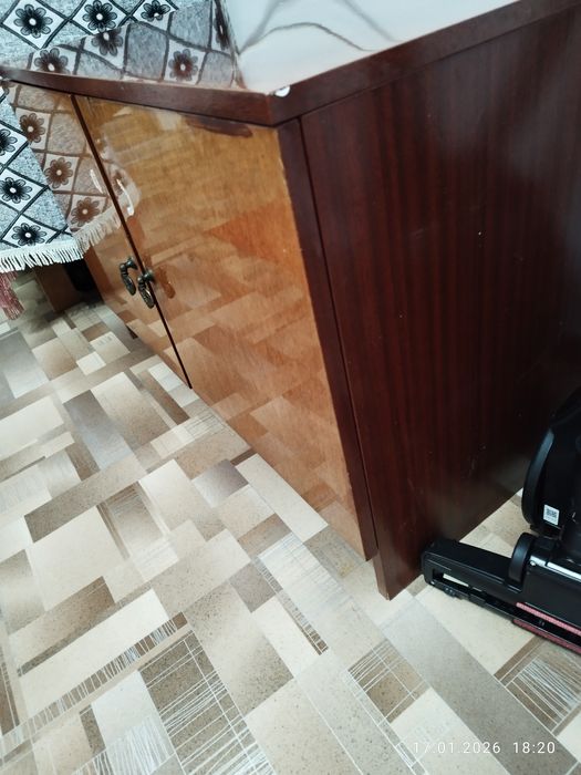 Продам Б/у советскую тумбу