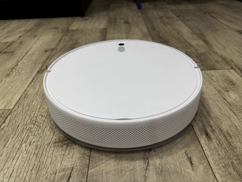 Продам робот-пылесос Mi Robot Vacuum-Mop 2 Lite