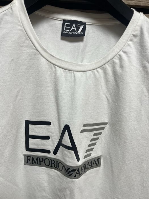 EA7 Emporio Armani : размер М/Л Оригинал