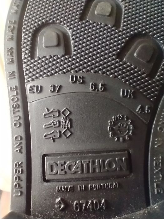 Cizme damā de la Decathlon 37.