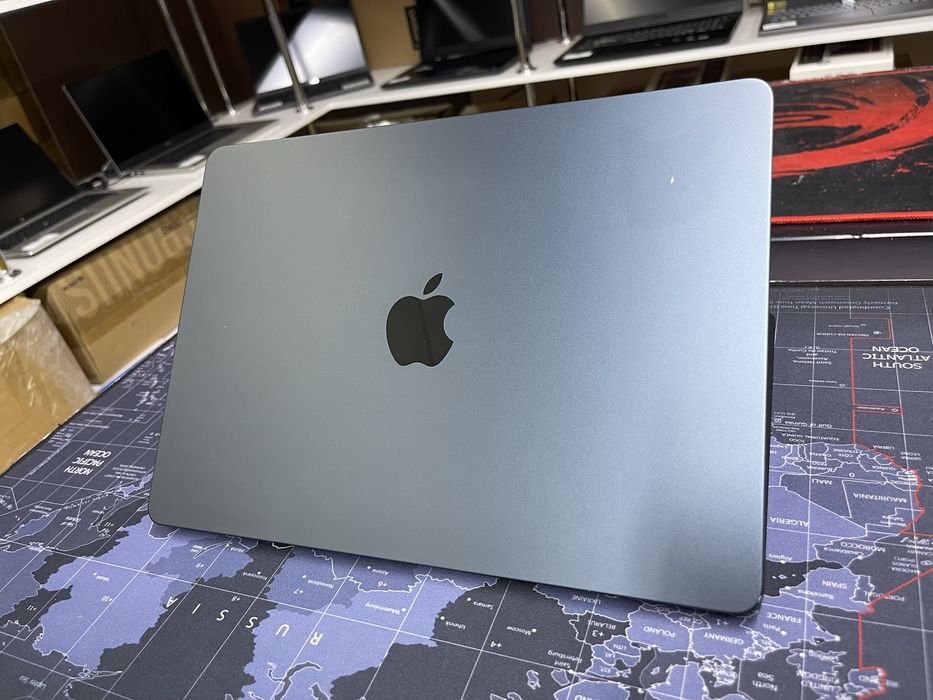 Macbook Air 13 M2 2020 8Gb/256Gb/324ц