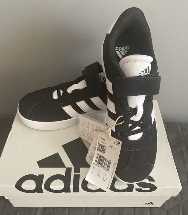 Маратонки на Адидас