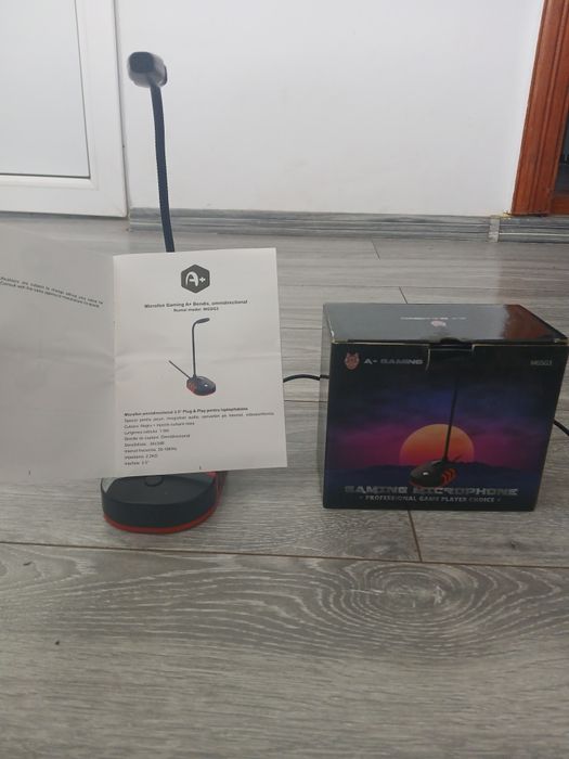 Microfon gaming pentru PC