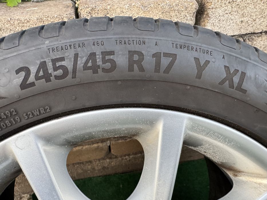 4 броя Летни гуми 245/45 R17 CONTINENTAL UltraContact