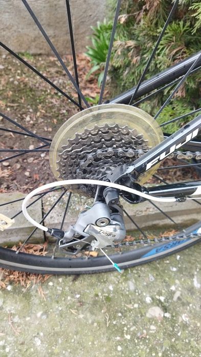 Cursiera copii carbon/aluminiu Fuji roti 3 sferturi