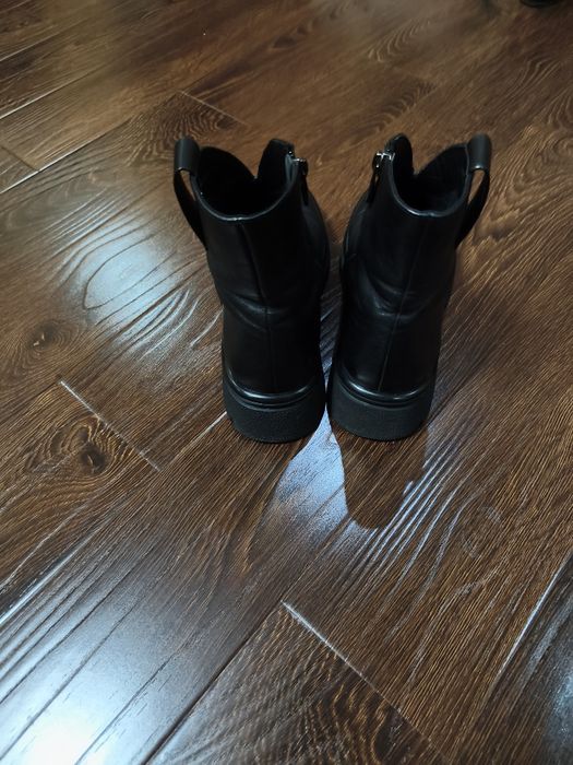 Стильные кожаные ботинки Molka — Натуральная кожа 37 р