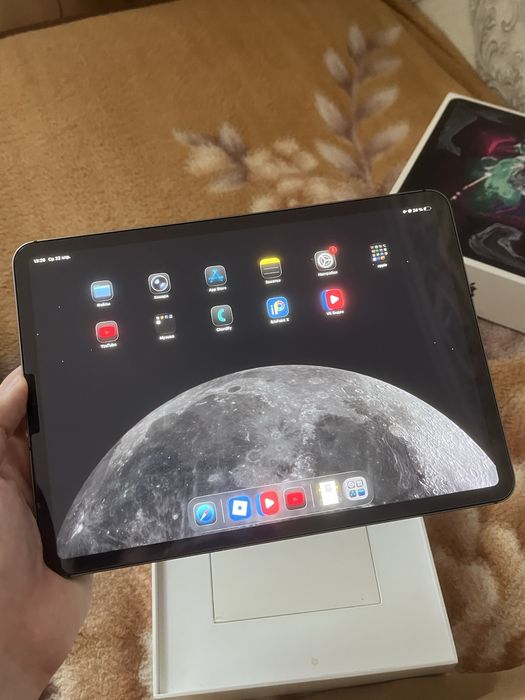 iPad Pro (11-inch) 256 gb.