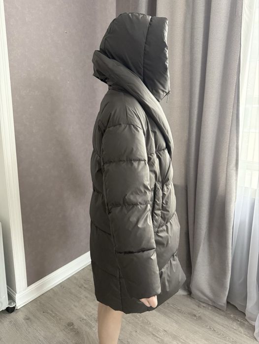 Продам пуховик женский