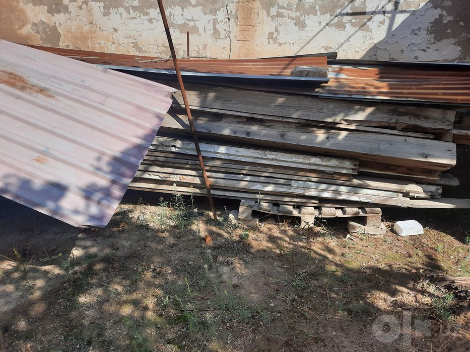 Taxta sotiladi bu 30 40 kub bor otin 10 kubcha