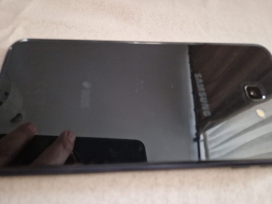 Samsung Galaxy s10 plus / J4 plus